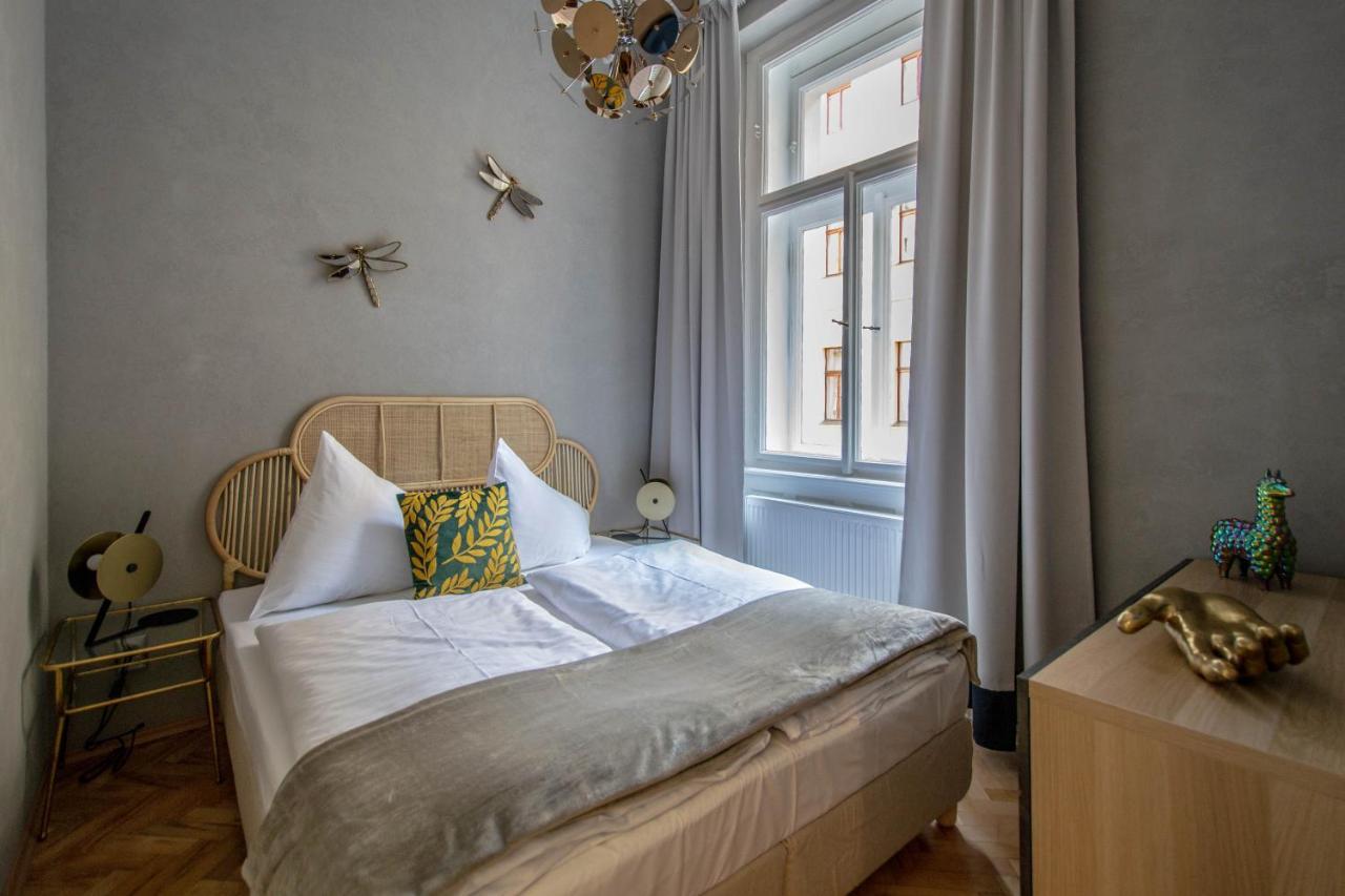 Apartamento 3Bdr Oasis In The Heart Of Praga Exterior foto