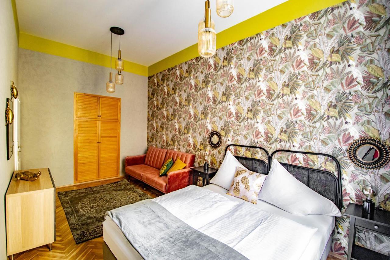 Apartamento 3Bdr Oasis In The Heart Of Praga Exterior foto